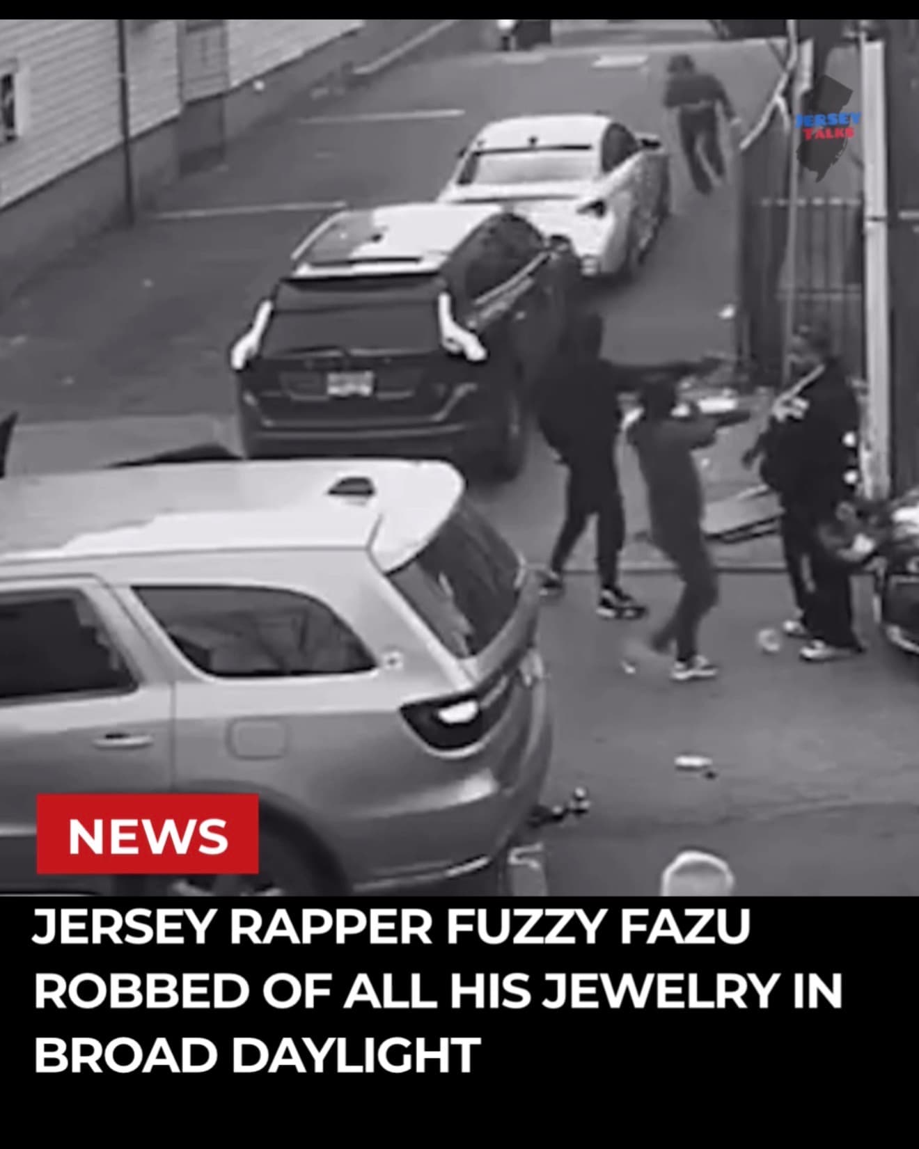 Jersey Rapper Fuzzy Fazu Robbed Of All His Jewelry In Broad Daylight